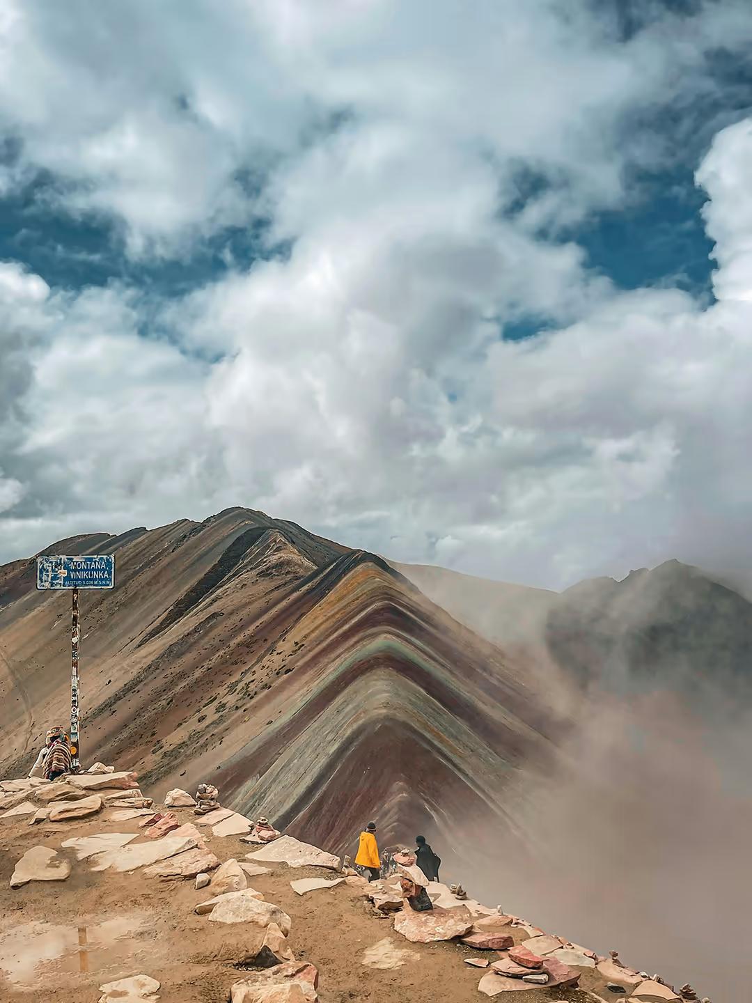 Private Rainbow Mountain & Red Valley Trek: Full Day High Altitude Hiking — photo 5