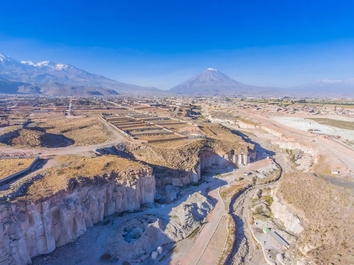 Private Sillar Route Tour: Añashuayco Quarry & Culebrillas Canyon — photo 2