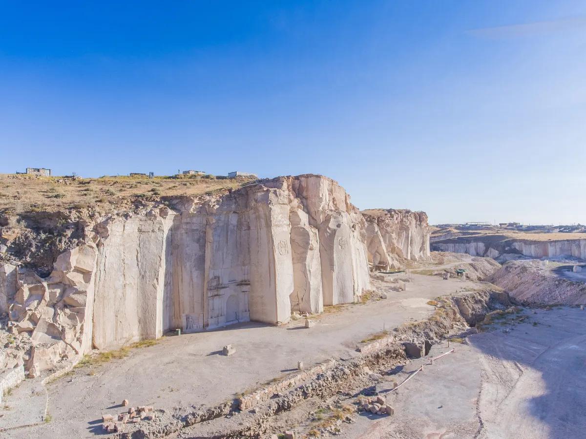 Private Sillar Route Tour: Añashuayco Quarry & Culebrillas Canyon — photo 8