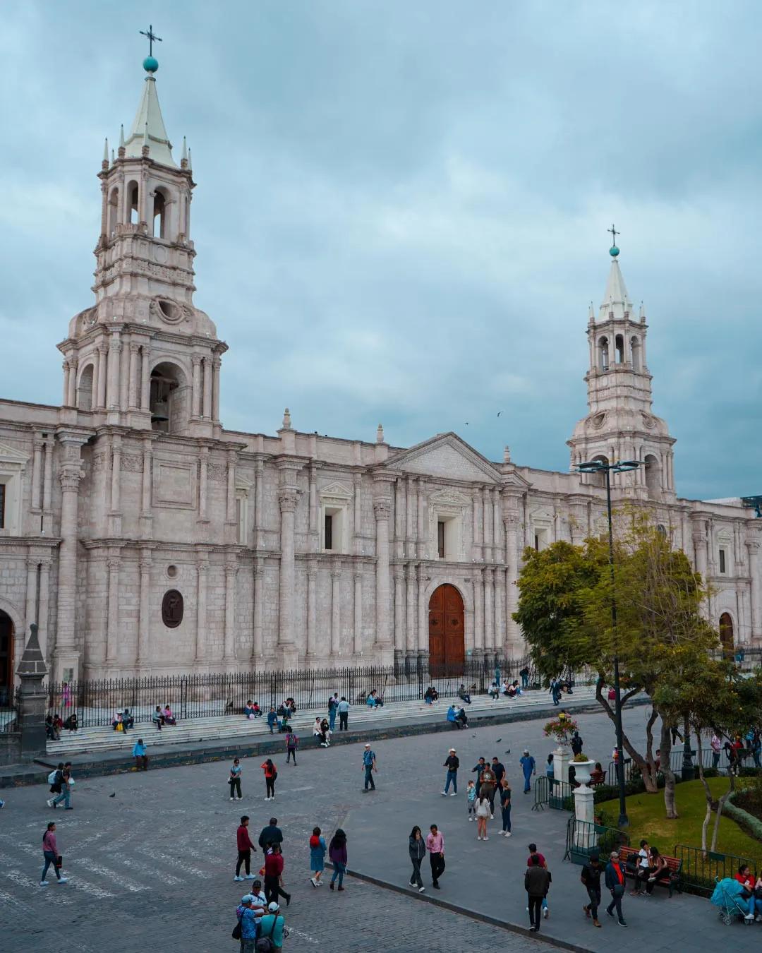 Private Arequipa City Tour: Santa Catalina Monastery & Volcanic Viewpoints