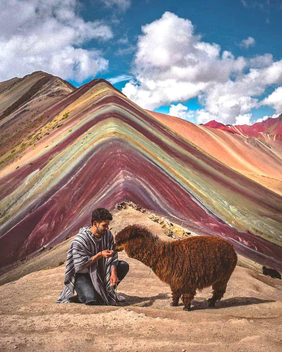 Private Rainbow Mountain & Red Valley Trek: Full Day High Altitude Hiking — photo 3