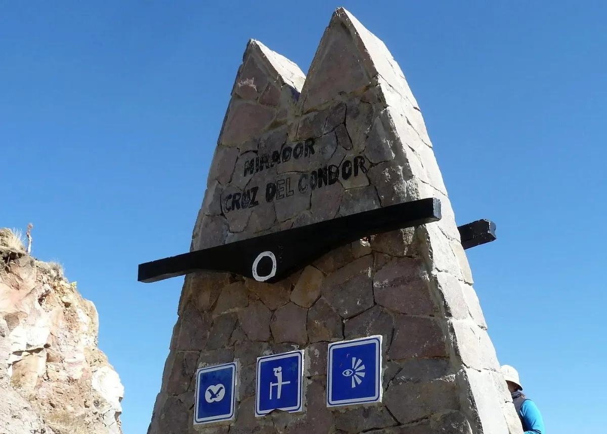 Private Colca Canyon Full Day Tour: Cruz del Condor & High Andes — photo 4